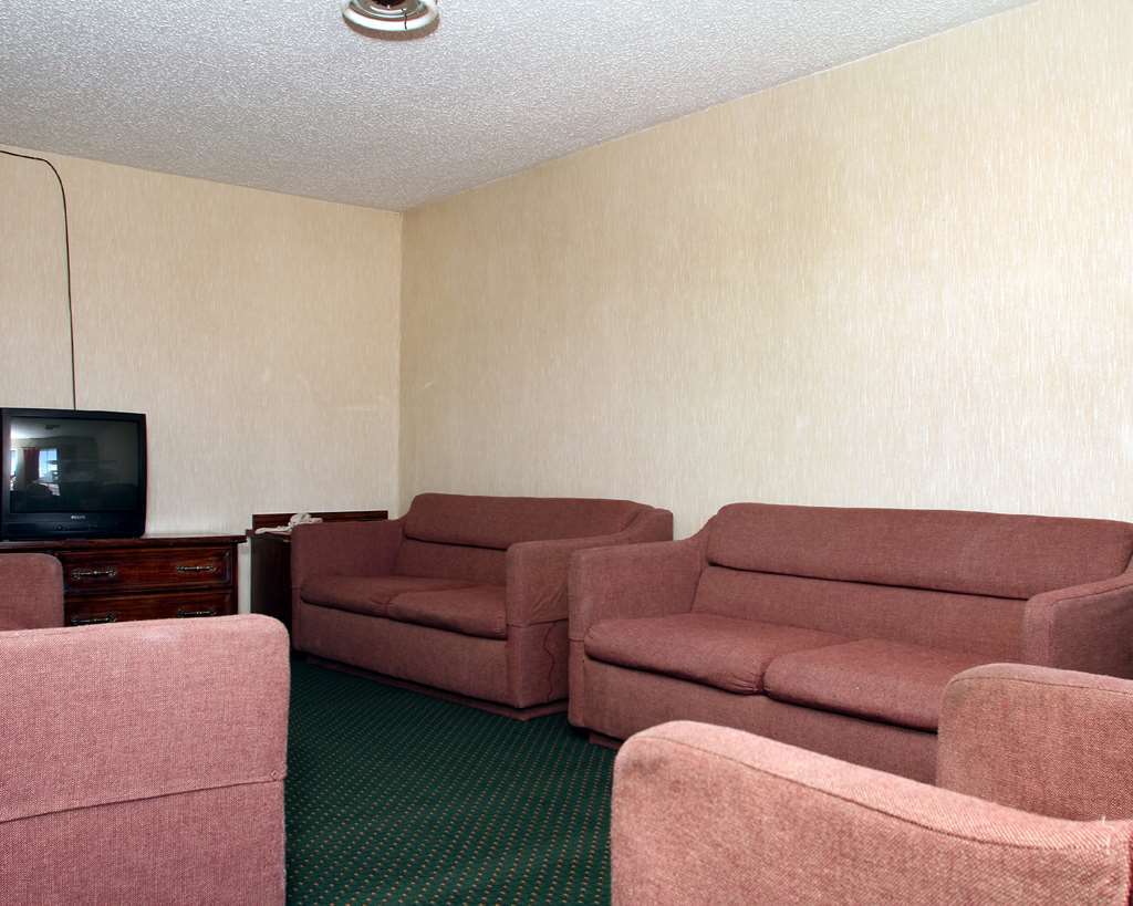 Economy Inn Gallup Room photo